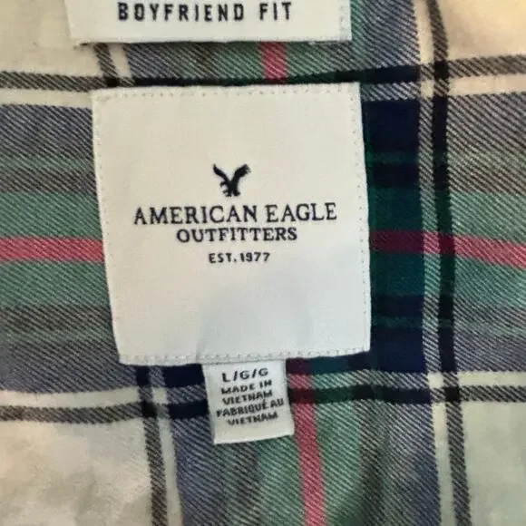 American Eagle Boyfriend Fit Plaid Flannel Shirt Size L Cozy Cabin Style - Picture 3 of 4